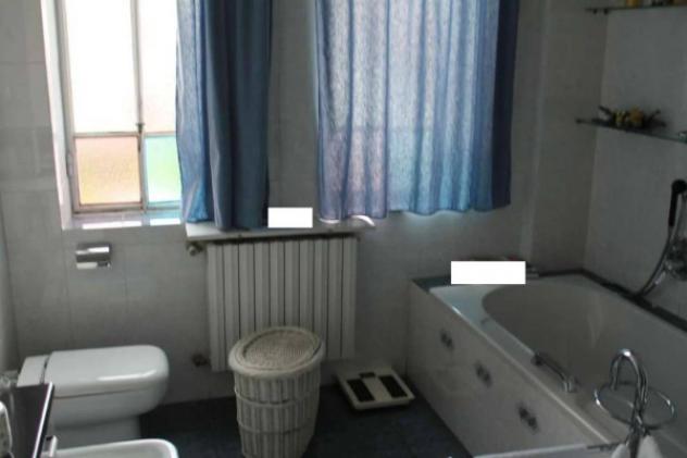 Immobile in asta di 303 m² con più di 5 locali e box auto doppio in vendita a Gallarate - Foto 12