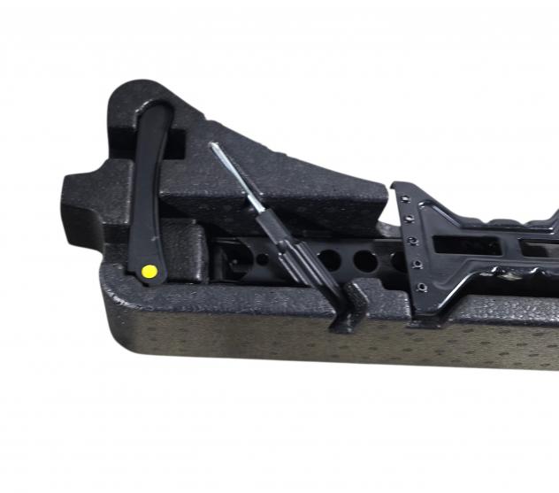 KIT ATTREZZI RUOTINO DI SCORTA JEEP Renegade Serie 52127256 Diesel 1600 (18) - Foto 15