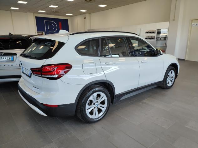 BMW X1 xDrive25e Plug-in Hybrid Auto Navi FariLED - Foto 8