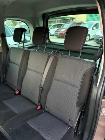 RENAULT Kangoo 1.5 dCi 90CV 5 porte Stop & Start Limited rif. 24227917 - Foto 10