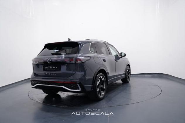 VOLKSWAGEN Tiguan 2.0 TDI 150cv DSG R-Line rif. 23395963 - Foto 6
