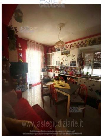 IMMOBILI-IMMOBILE RESIDENZIALE-Via dei Mille, 84091 Battipaglia SA, Italia - Foto 3