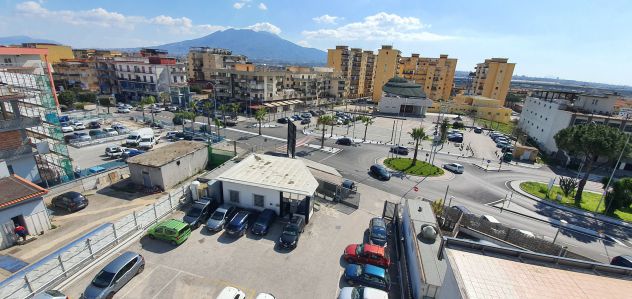 Ufficio arredato panoramico con posti auto - Foto 10