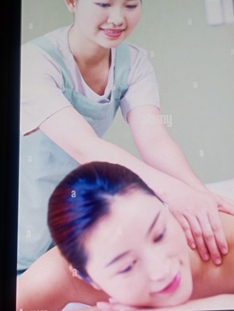 Nuovo negozio di massaggio molto professionale con ragazze preparata giovane Tel:3924349779