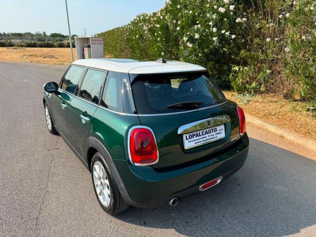 MINI 1.5 COOPER D BOSTON SEVEN 5 Porte; Tetto Panoramico e Apribile Elettricamente; - Foto 2