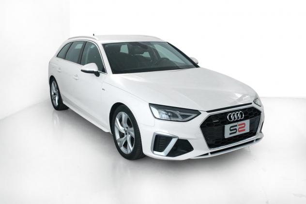Audi A4 2.0 40 TDI Quattro S-line S-Tronic / Riconoscimento segnali - ACC - Assistenza parcheggio plus - Clima trizona automatico - Foto 3