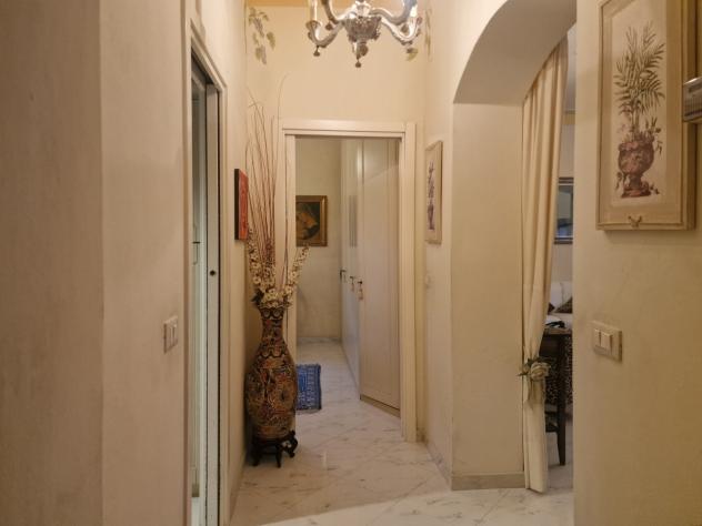 RONCHI, a pochi passi dal mare, appartamento ristrutturato in piccolo condominio. L'immobile è posto al secondo piano con soprastante mansarda collega - Foto 6
