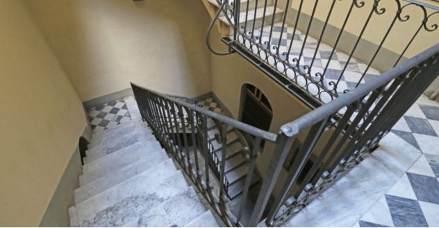 M 304- In palazzo di pregio con finiture d'epoca originali in perfetto stato - Foto 2