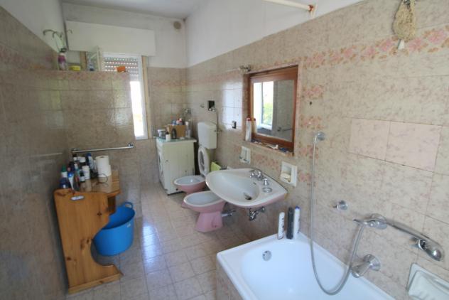 TERRATETTO di 10 vani e di 269 mq (VITTORIO VENETO - Longhere) rif. LH01_10 - Foto 10