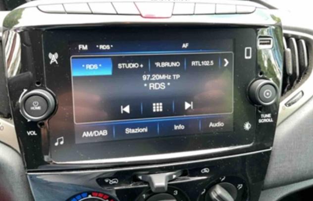 Lancia Ypsilon 1.0 FireFly 5 porte S&S Hybrid Gold - Foto 6