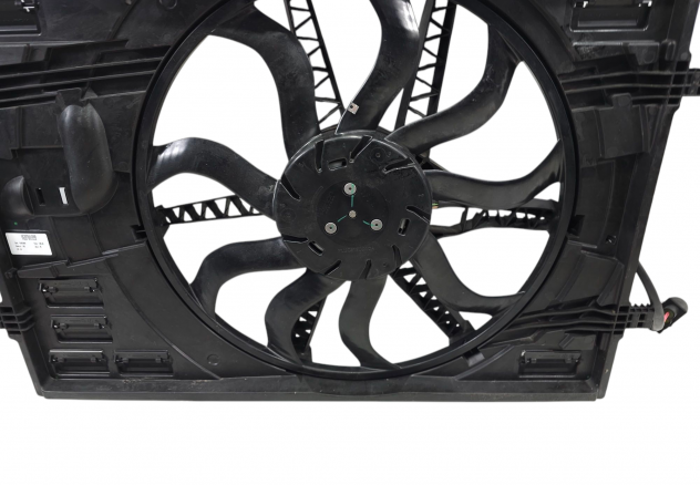 VENTOLA RADIATORE AUDI Q3 Serie (F3B) 5WA121203P DTS Diesel 2000 (18) - Foto 15