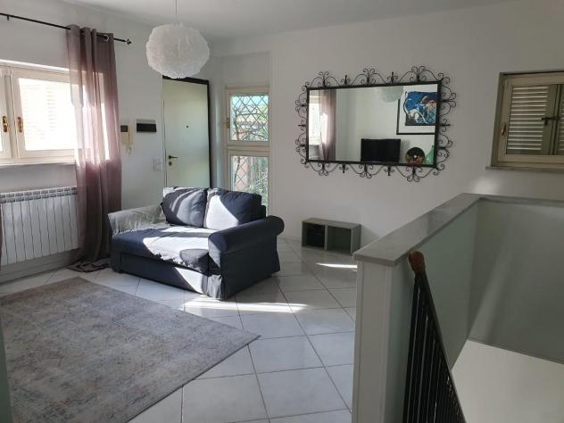 appartamento in vendita a Carrara in zona Marina di Carrara
