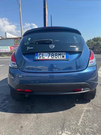 Lancia Ypsilon 1.0 FireFly 5 porte S&S Hybrid Alberta Ferretti - Foto 4