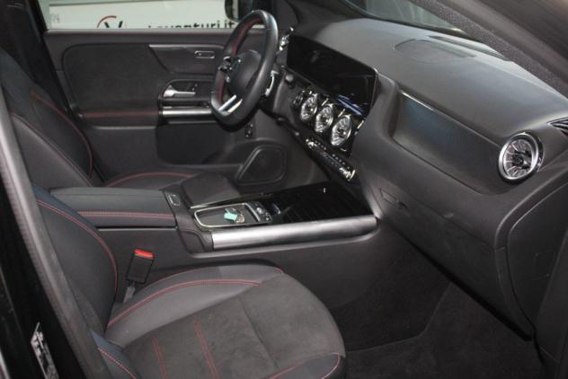 Mercedes-Benz GLA 200 200 D AMG LINE PREMIUM 150 CV - Foto 7