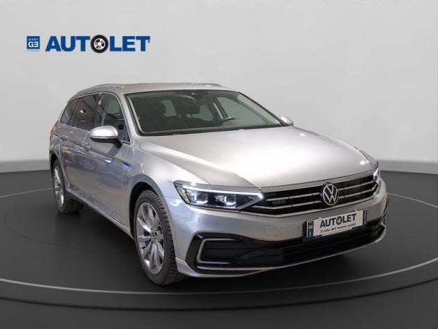 Volkswagen Passat VIII 2019 Variant Benzi Variant 1.4 phev GTE dsg - Foto 3