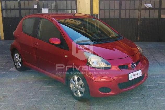 Toyota Aygo Aygo 1.0 12V VVT-i 5 porte Now Red Edition - Foto 3