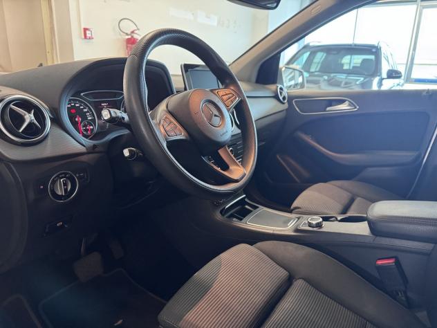 Mercedes-Benz Classe B B 180 d Automatic Sport - Foto 7