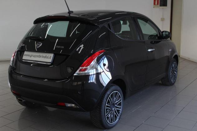 LANCIA - Ypsilon - 1.0 FireFly 5p.S&S Hybryd Gold - Foto 4