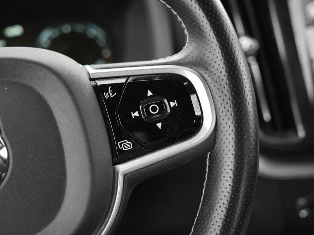 Volvo XC60 D4 AWD Geartronic R-Design - Foto 10