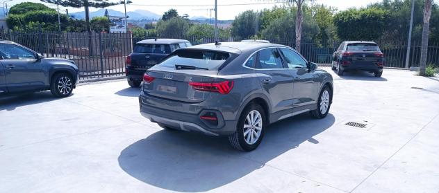 Audi Q3 SPB 35 TDI S tronic Business Plus - Foto 6
