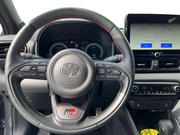 Toyota Yaris Hybrid 130 GR SPORT - Foto 8