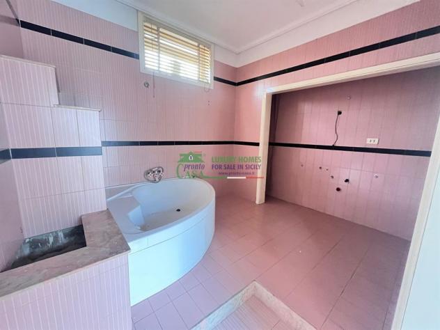 Rif:2704 - Casa indipendente su due livelli con terrazzo e spazi luminosi, Comiso - Foto 10
