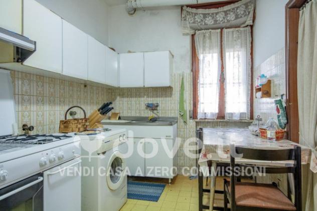 Casa indipendente di 270 m² con più di 5 locali e box auto in vendita a Ferrara - Foto 8