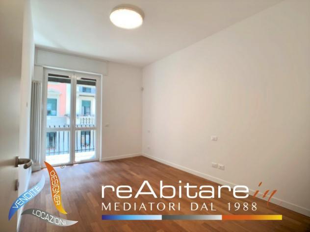 Elegante trilocale parzialmente arredato (cucina e bagno) - Foto 12