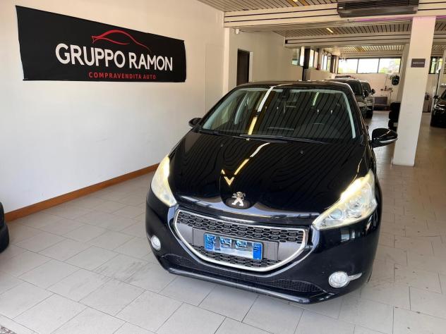 Peugeot 208 1.6 e-HDi 115 CV Stop&Start 5 porte Allure - Foto 2