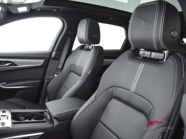 JAGUAR F PACE 2.0D SWB R-Dynamic S rif. 23849573 - Foto 9