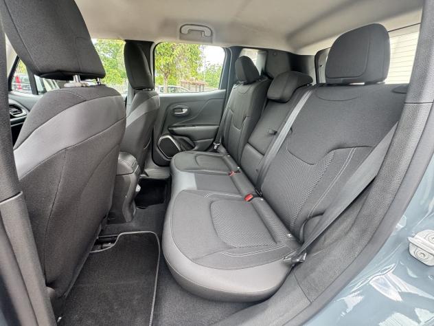 Jeep Renegade 1.4 MAir DDCT 140cv Limited - Foto 8