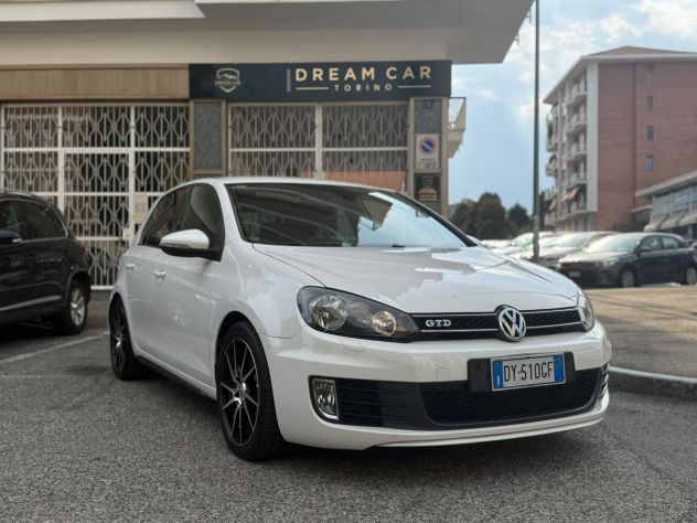 VOLKSWAGEN GOLF 6A SERIE anno 2010 - Foto 3