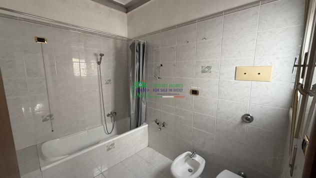 Rif. 9842 - Ampio appartamento da ristrutturare 'zona Bellarmino', Ragusa - Foto 12