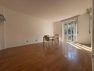 Appartamento di 70 m² con 2 locali in affitto a Milano