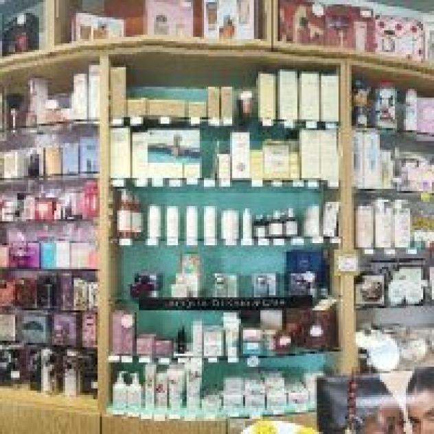 Dapp Srl - forniture per parrucchieri, estetiste e vendita al dettaglio Torino - Foto 2