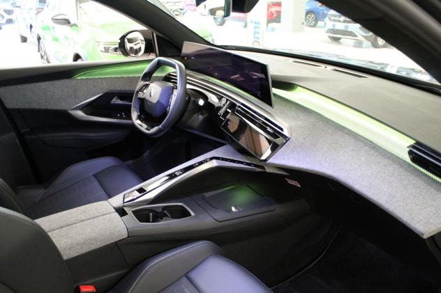 Peugeot 3008 Hybrid 145 GT e-DCS 6 - Foto 8