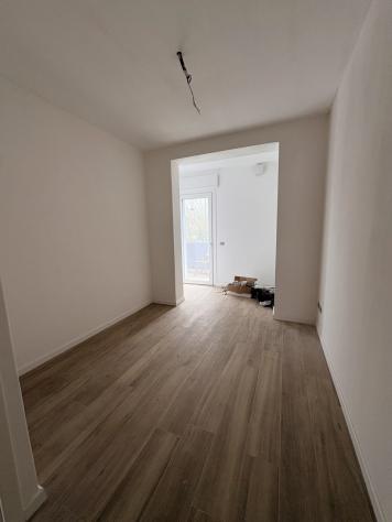 APPARTAMENTO di 5 vani e di 110 mq (PIOVE DI SACCO) rif. 042 - Foto 6