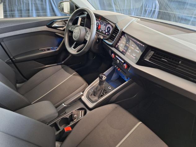 Audi A1 A1 allstreet 30 1.0 tfsi Identity Contrast 116cv s tronic - Foto 8