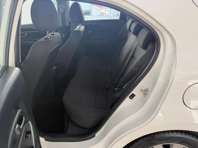 Kia Rio 1.4 CRDi 5p. Cool - Foto 10