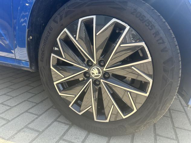 Škoda Kamiq 1.0 TSI 110 CV DSG Style - Foto 6