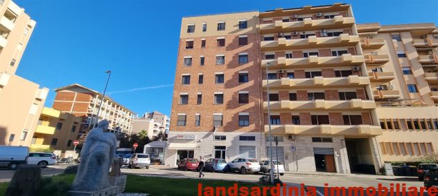 appartamento con tre camere luminosissimo