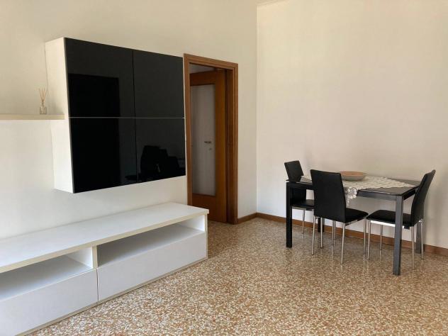 Affitto Appartamento da 61 mq in VIA DEI GIARDINI - Foto 2