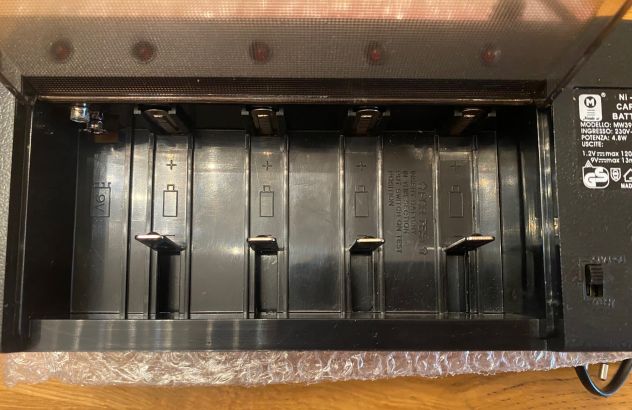 Carica batterie universale pile NI-Cd - Foto 3