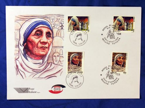 FRANCOBOLLI 1998 *MADRE TERESA* EMISSIONE ITALIA ALBANIA - Foto 2