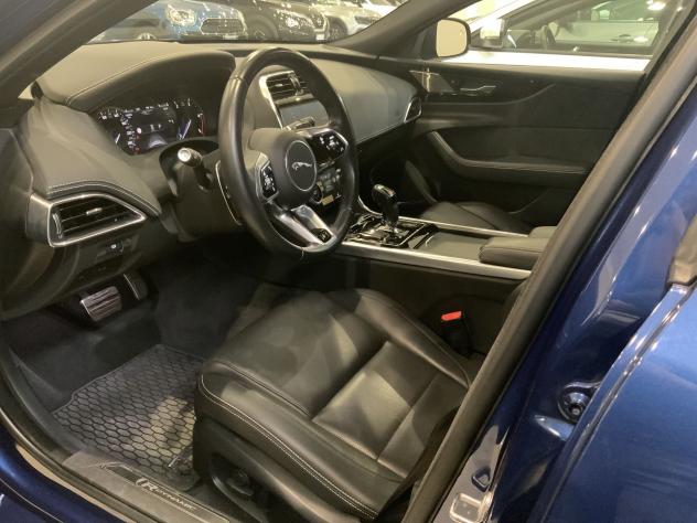 Jaguar XE XE 2.0d i4 mhev R-Dynamic Black awd 204cv auto - Foto 5