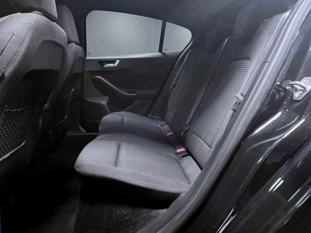 Ford Focus 1.0 EcoBoost Hybrid 125 CV Pow. 5p. ST Line - Foto 10