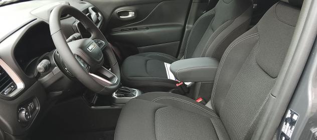 Jeep Renegade e-Hybrid 1.5 T4 MHEV 130cv Altitude DDCT - Foto 8