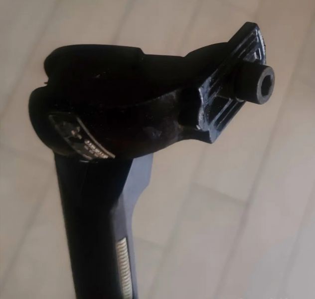 SPEDIZIONE GRATUITA = Cavalletto Ursus a scatto (molla) e-bike 31 cm usato - Foto 6
