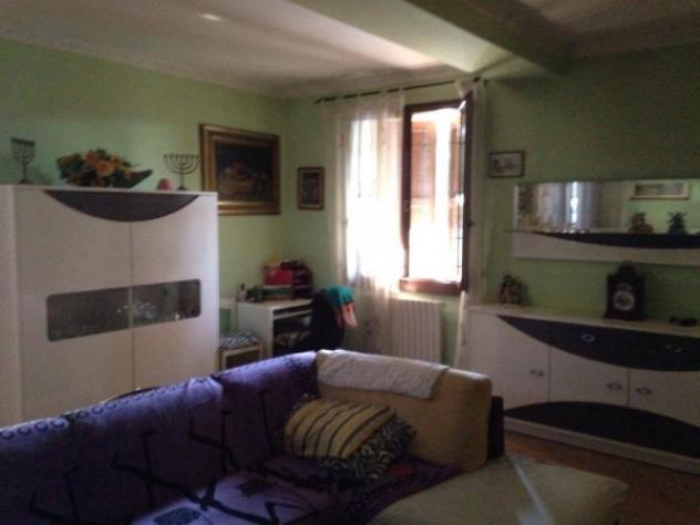 Villetta a schiera di 180 m² con 3 locali in vendita a Carpi - Foto 2