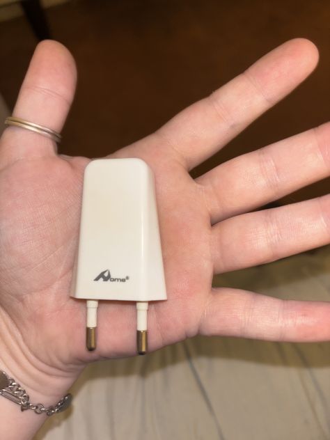 PRESA/CARICATORE DA MURO USB COME NUOVO PER SMARTPHONE E FOTOCAMERE E TABLET - Foto 5